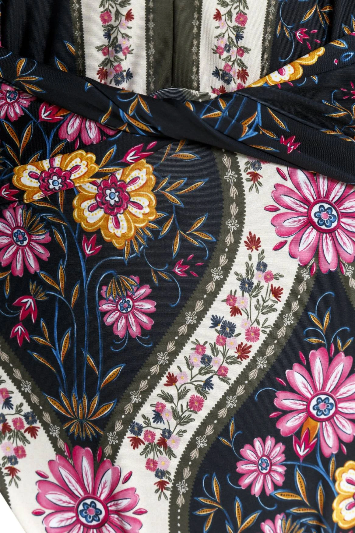 Ellis One Piece 5 Ellis One Piece - Image 5